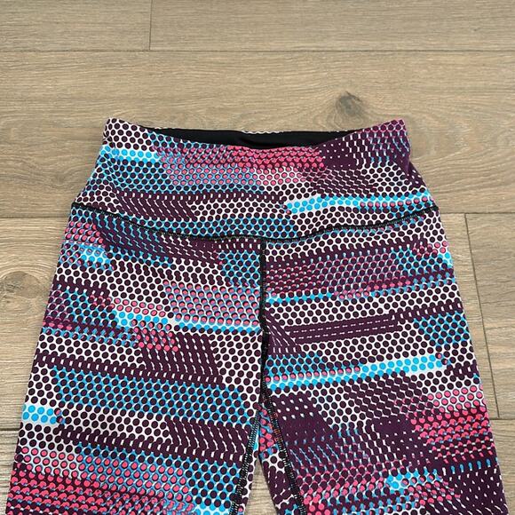 VICTORIA SPORT‎ Purple Pink Blue Abstract Knockout Active Yoga Workout Capri XS - Picture 4 of 8